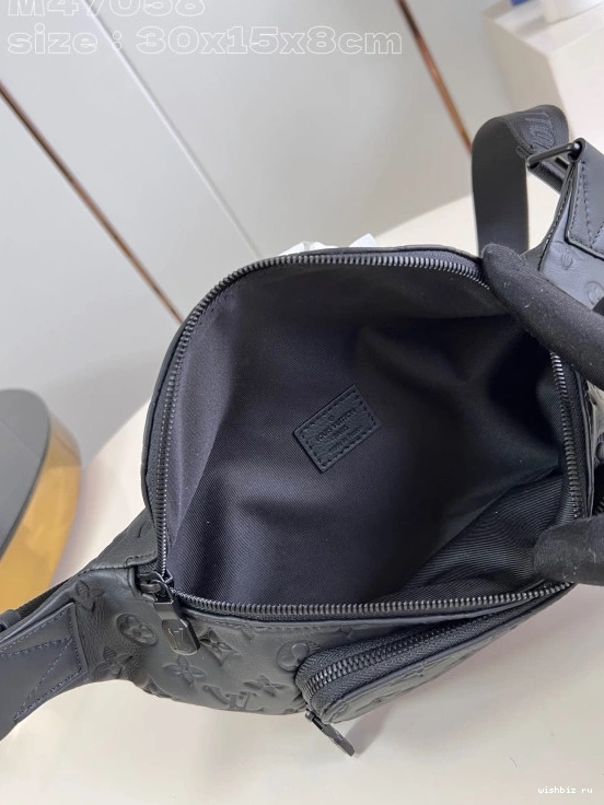 WIS LOUIS Bumbag-30*15*8CM VUITTON Rush 0915